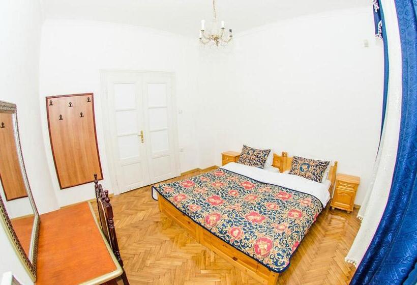 标准间, Central Guesthouse Five Corners