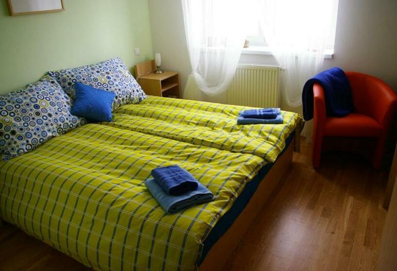 스위트, Vila Polar