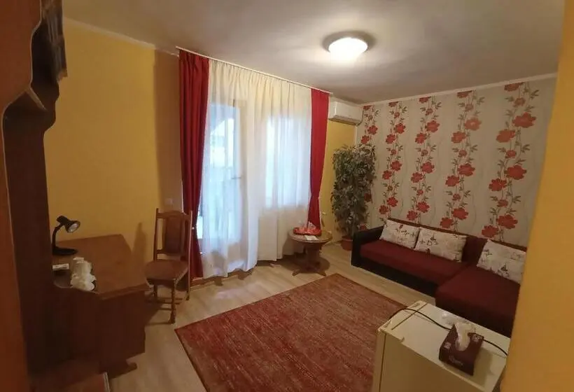 سوییت, Pensiunea Cristina