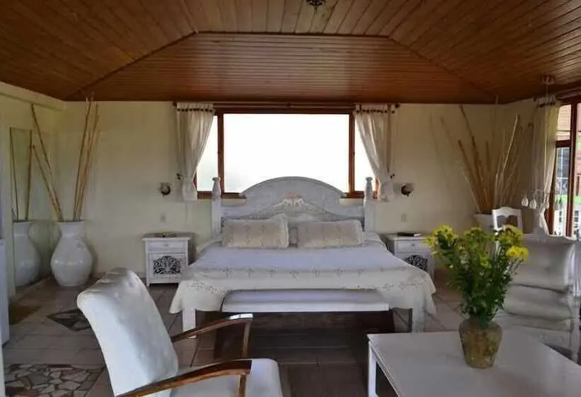 スイート, Miravalle Suites