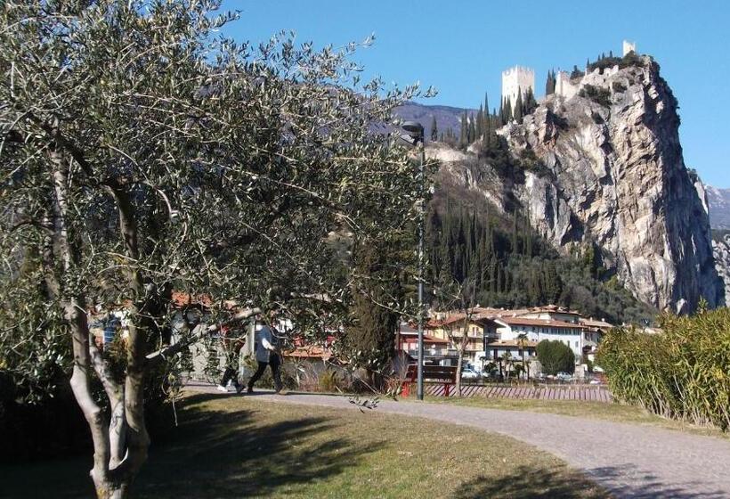 带1个卧室的高级公寓, Gardarco Camere , O Suite Studios, O Appartamento