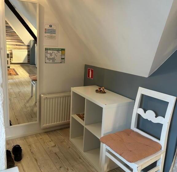 标准工作室带阳台, Kungshagagård