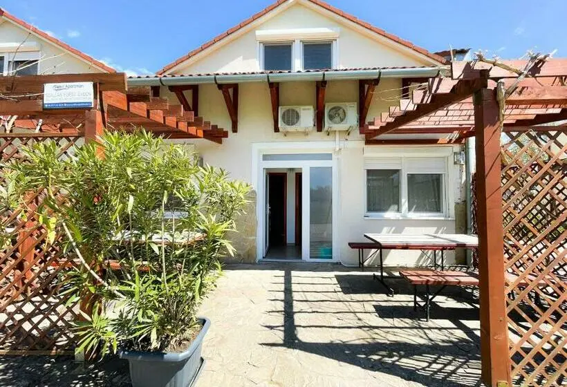 آپارتمان 1 خوابه, Pelso Apartman