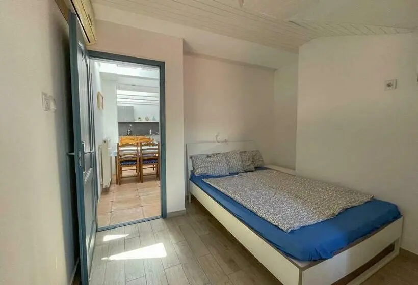 اتاق پنت هاوس, Pelso Apartman