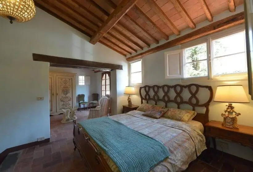 バルコニー付きデラックスルーム, Villa Lucchesi