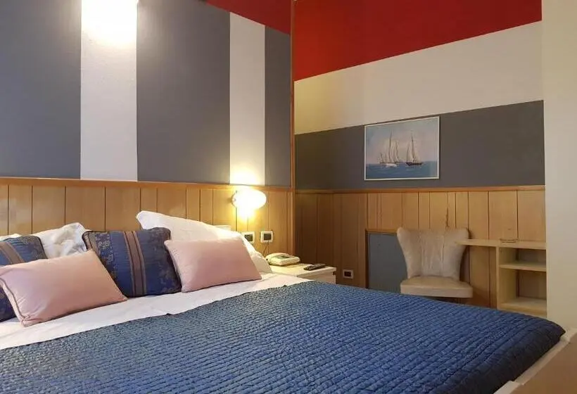 Standard-huone, Azzurra