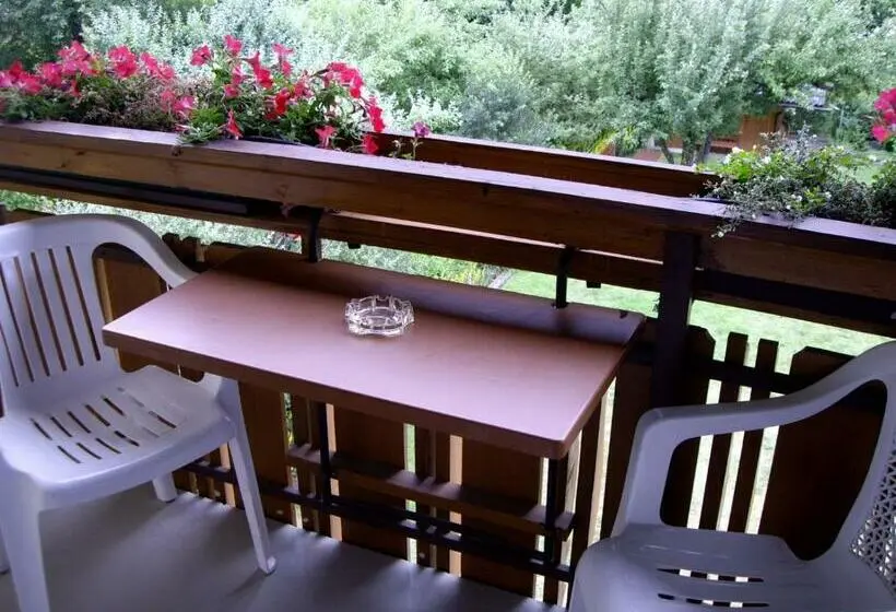 Standard-huone Parveke, Haus Kärnten