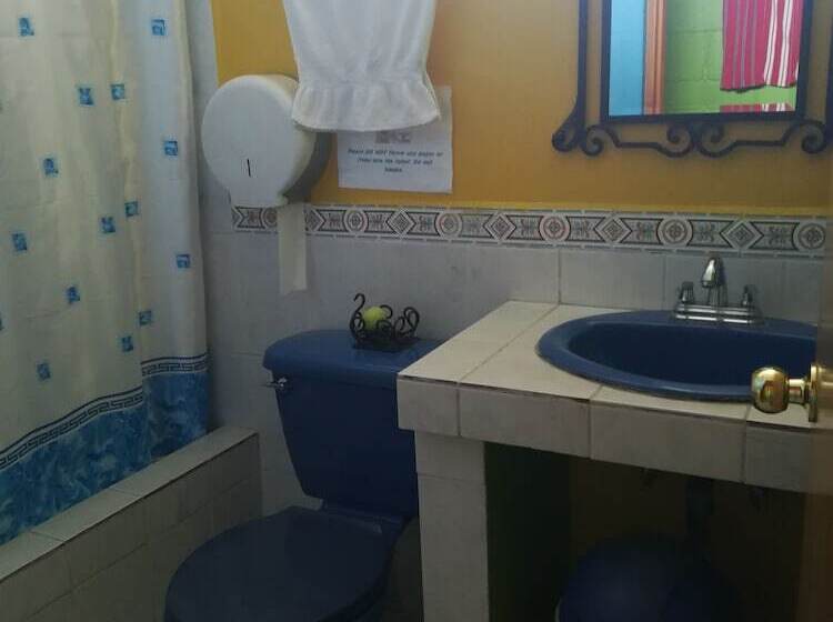 تختخواب در اتاق مشترک, Hostal Guatefriends