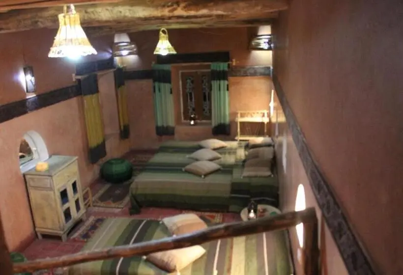 スタンダードトリプルルーム, Kasbah Ben Ali