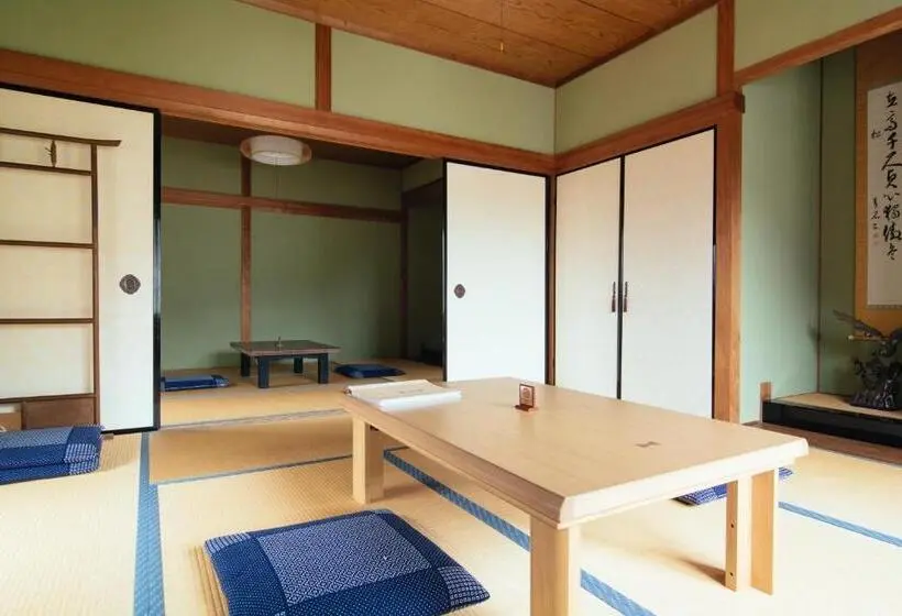Perhehuone Jaettu Kylpyhuone, 高野山 宿坊 熊谷寺  Koyasan Shukubo Kumagaiji