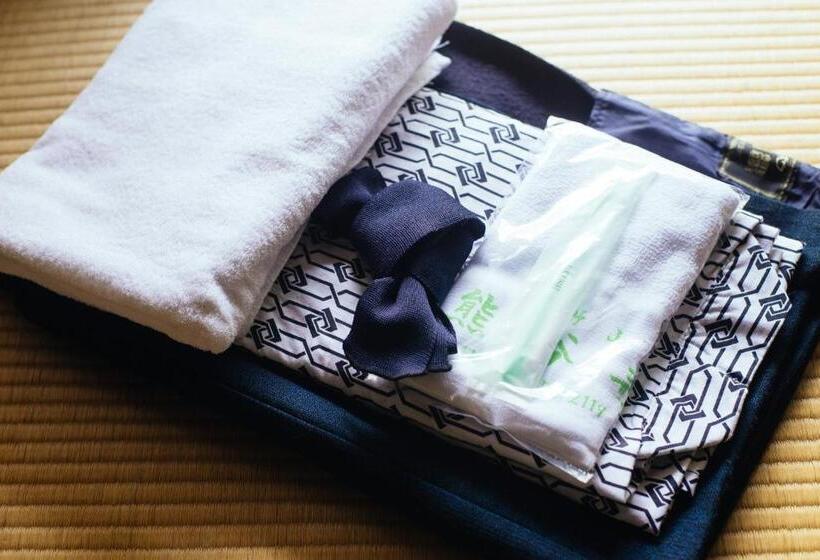 带共用浴室的标准房间, 高野山 宿坊 熊谷寺 Koyasan Shukubo Kumagaiji