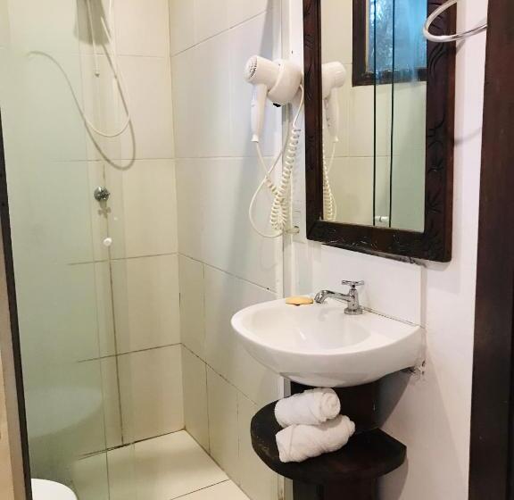 スーペリアの４人部屋, Pousada Aloha Beach House