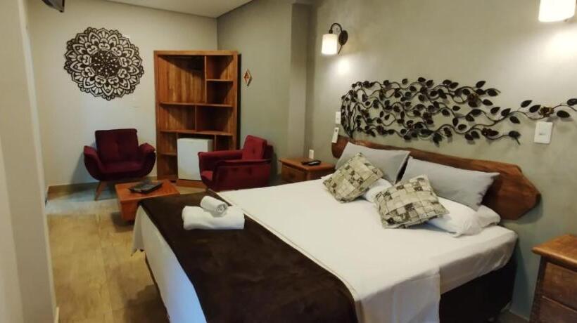 Suite com Hidromassagem, Pousada Sitio Das Flores 12 Km De Macacos Nova Lima