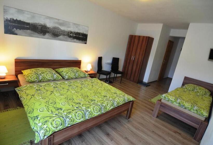 스탠다드 트리플 발코니 룸, Villa Gold