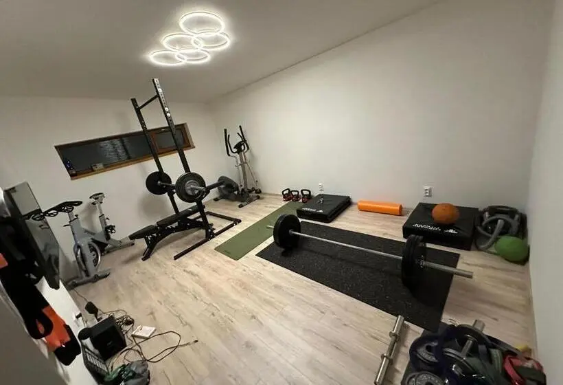 Standard Kolmen Hengen Huone Parveke, Villa Gold