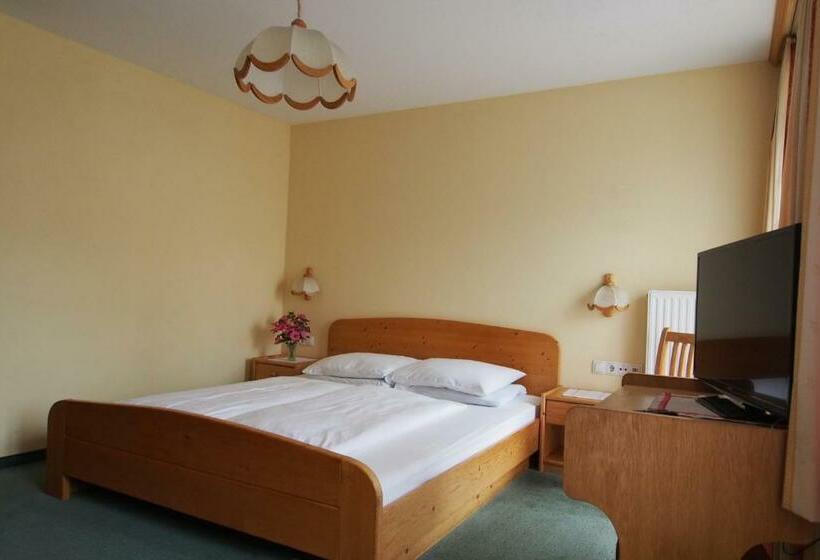 标准单人间, Gasthof Knappenwirt