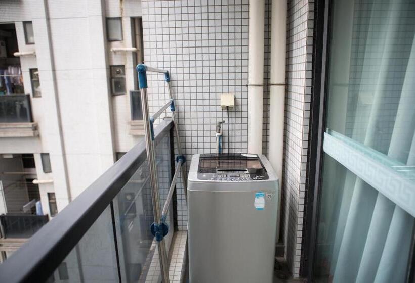 Трехместный Президентский, Guangzhou Victory Apartment