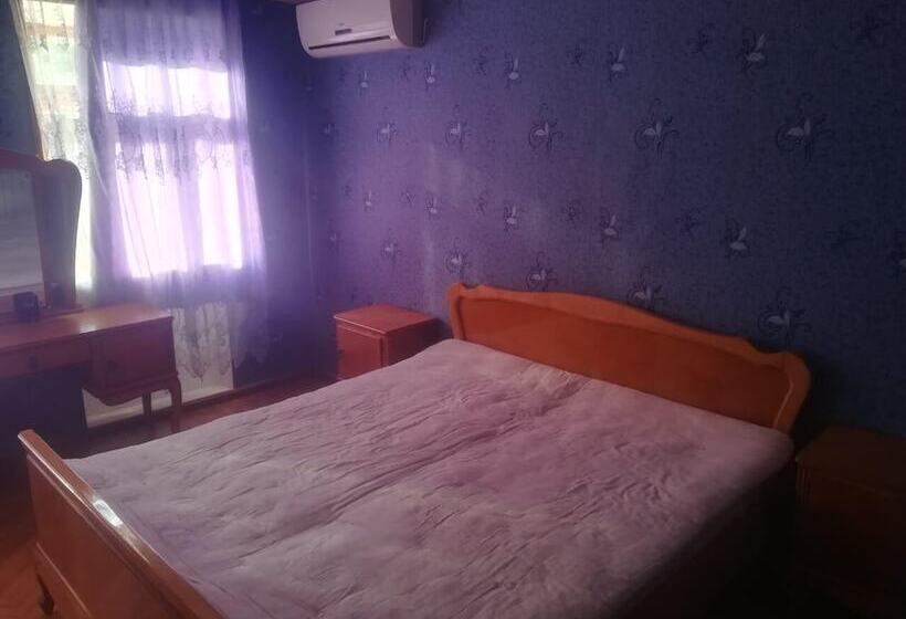 اتاق استاندارد, Kharabadze