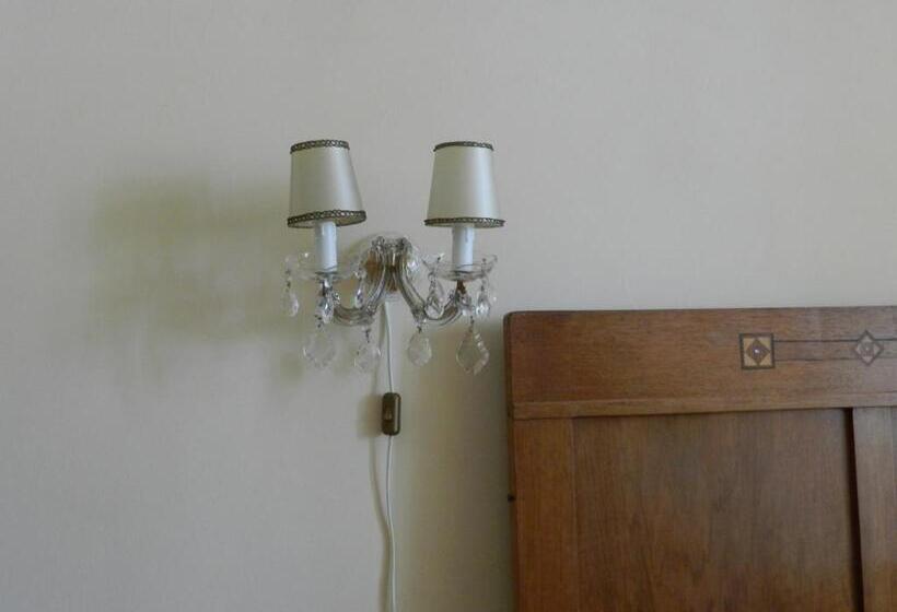 اتاق استاندارد با سرویس بهداشتی مشترک, Pension Friedrich Wilhelm