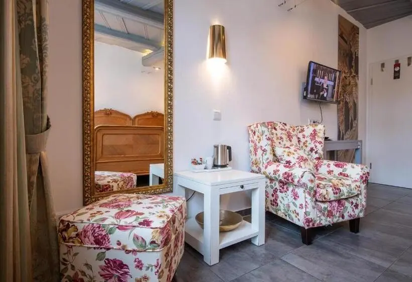 スタンダードルーム, Pension Typisch Naumburg
