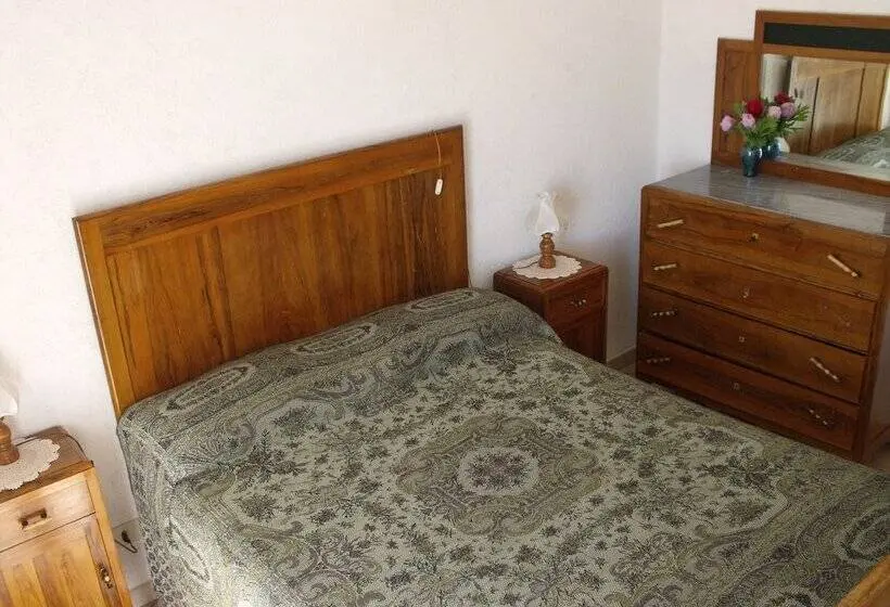 ツーベッドルーム　ヴィラ, Agriturismo Gli Ulivi