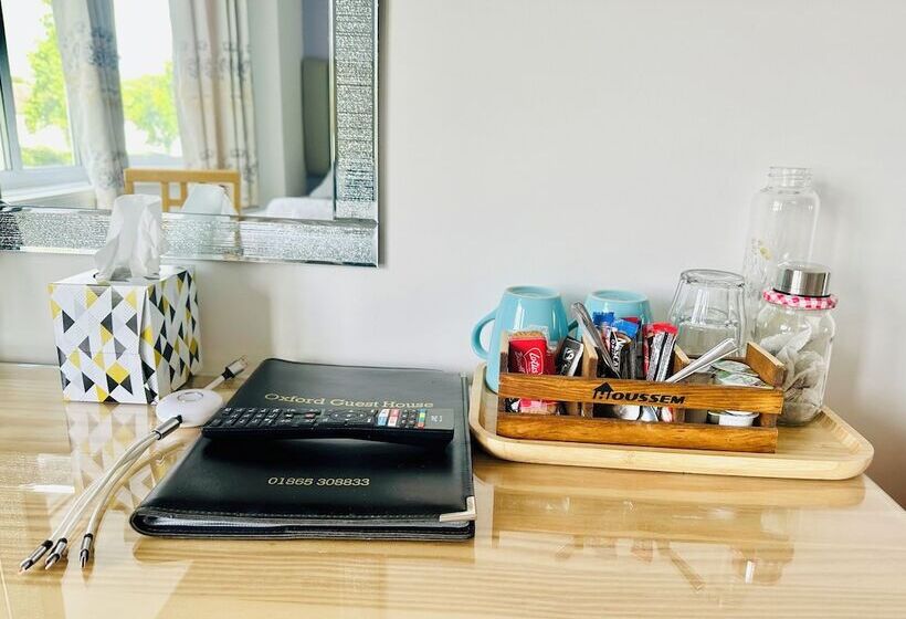 اتاق استاندارد, Oxford Guest House