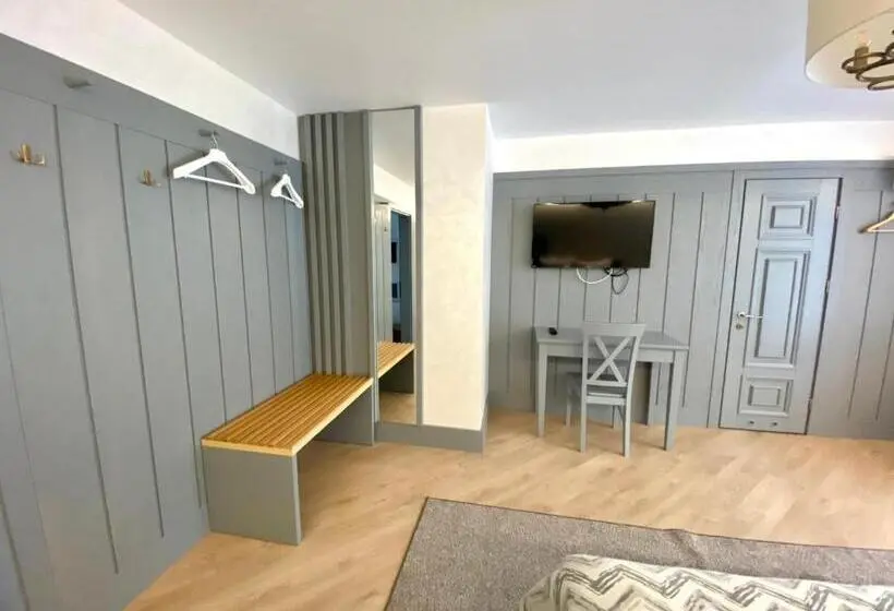 Habitació Deluxe, Sadyba Lisova