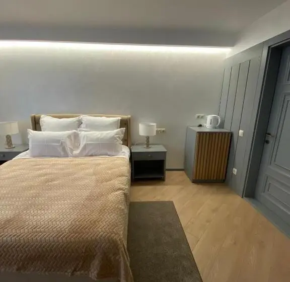 Habitació Deluxe, Sadyba Lisova