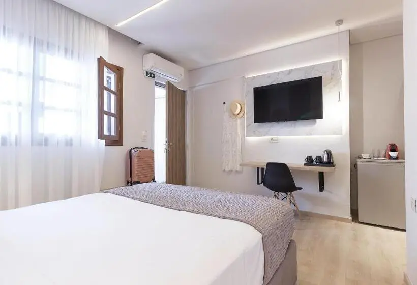 エコノミールーム, 9 Luxury Rooms