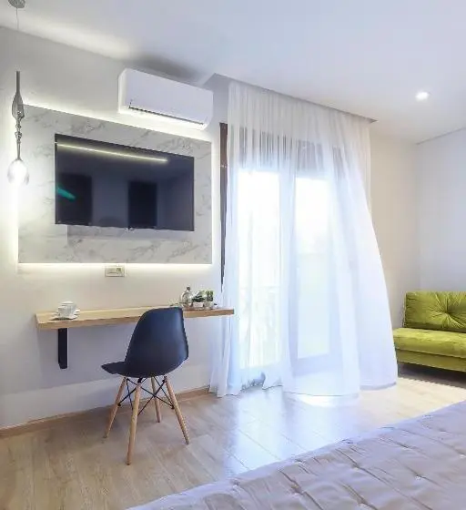 デラックスルーム, 9 Luxury Rooms
