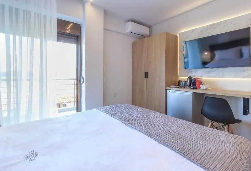 オーシャンビュースタンダードルームバルコニー付き, 9 Luxury Rooms
