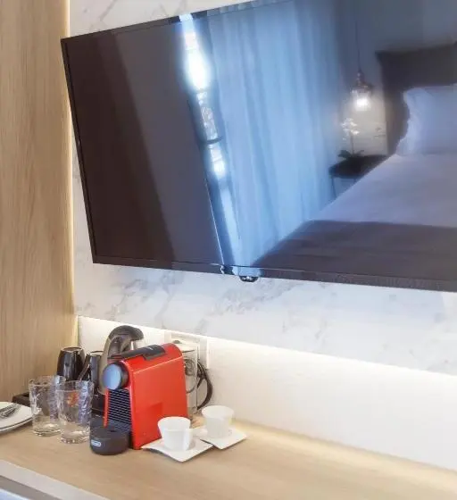 オーシャンビュースタンダードルームバルコニー付き, 9 Luxury Rooms