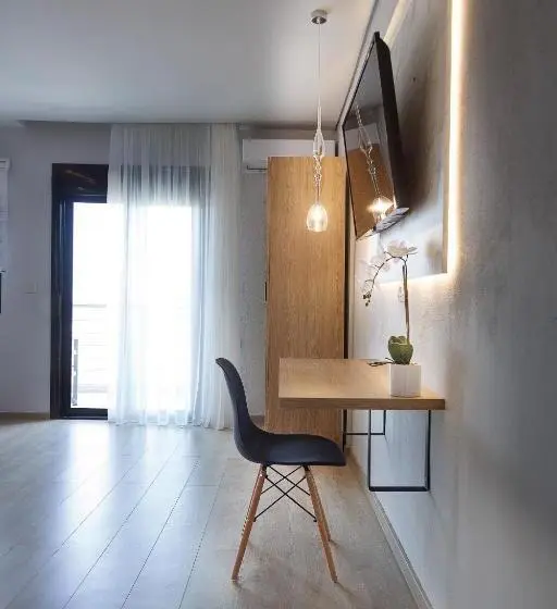 オーシャンビュージュニアスイート, 9 Luxury Rooms