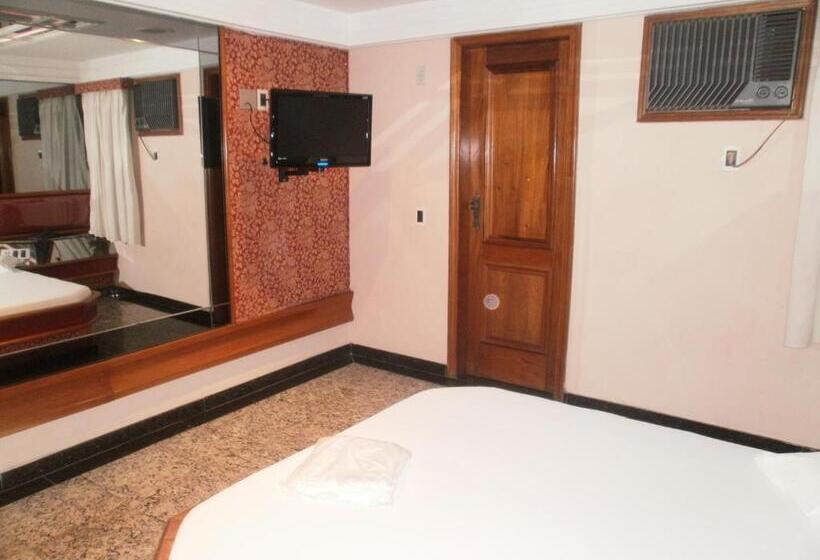 اتاق استاندارد, Te Adoro