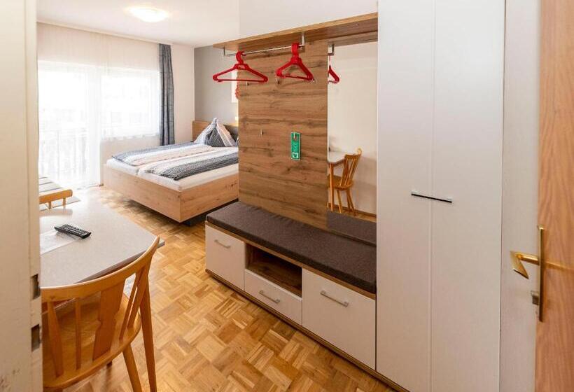 اتاق استاندارد با بالکن, Gästehaus Genf