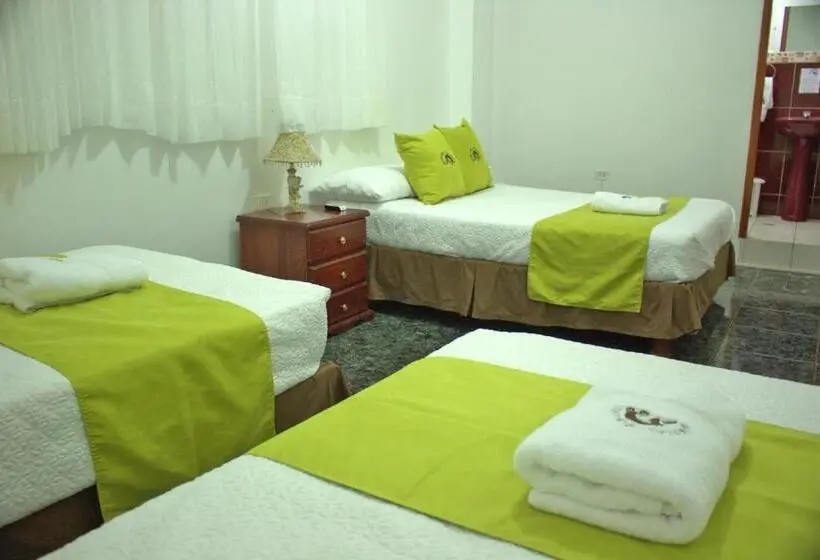 اتاق استاندارد سه نفره, Hostal Gosén