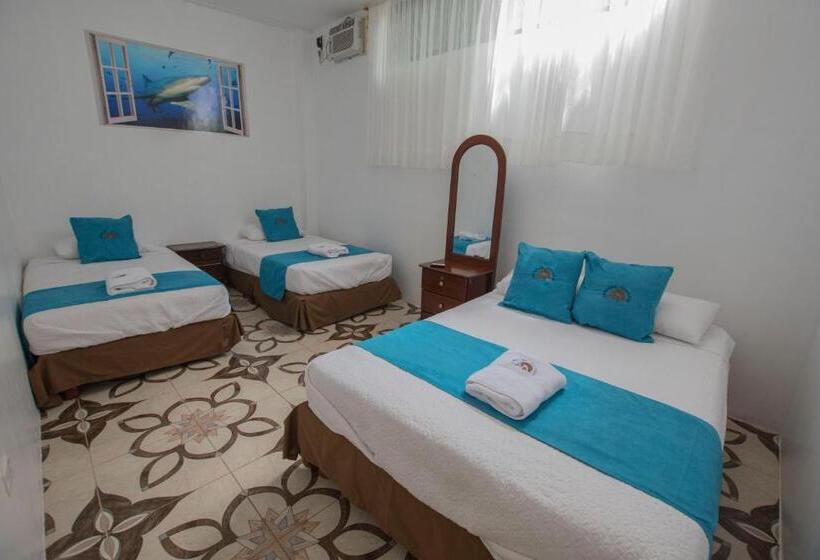 اتاق استاندارد سه نفره, Hostal Gosén