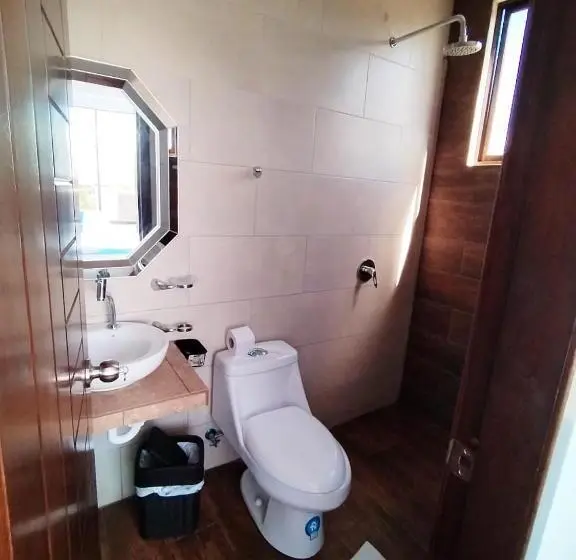 اتاق سوپریور با چشم‌انداز دریا, Hostal Gosén