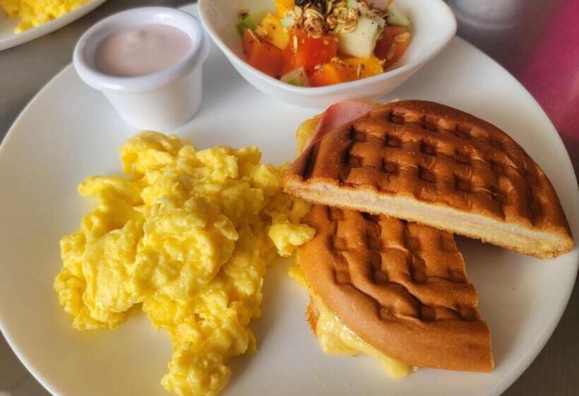 اتاق استاندارد سه نفره, Hostal Gosén