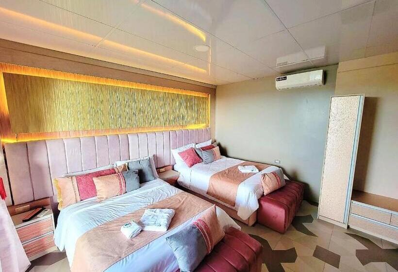 اتاق لوکس, Hostal Gosén