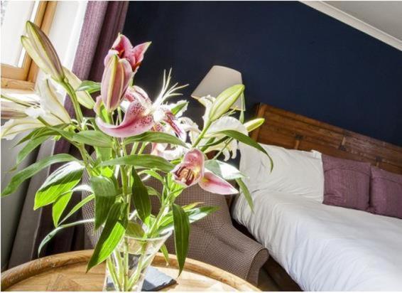 デラックススイート, Sutherlands Guest House