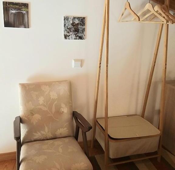 패밀리 스튜디오, Vila Dos Castanheiros