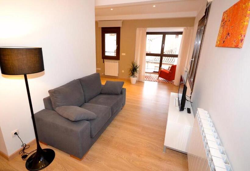 شقة غرفة واحدة, La Casa De Las Aldeas