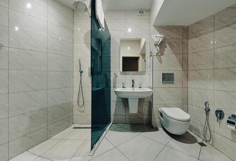 اتاق سوپریور یک تخته, Eleven Hotel Baku