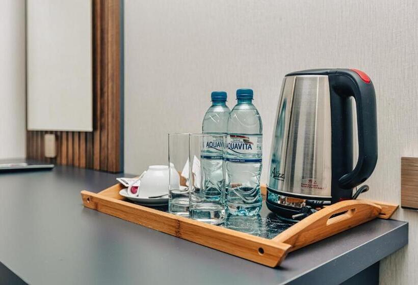 اتاق اکونومی یک تخته, Eleven Hotel Baku