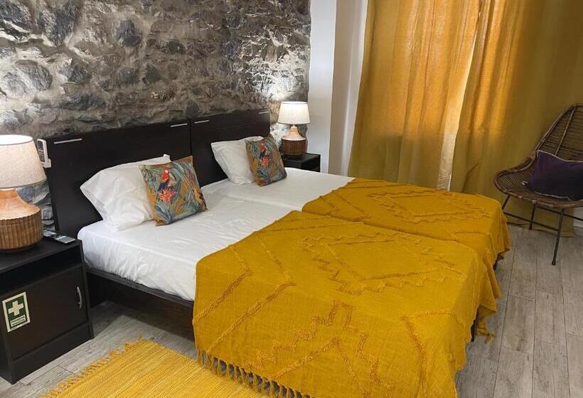 스탠다드 스튜디오, Esmeralda Holidays Apartments