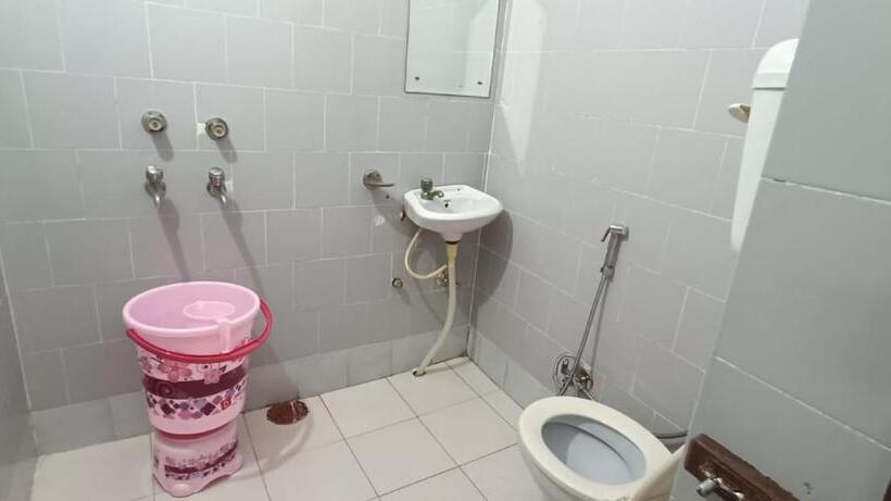 Habitació Deluxe, Majors Den