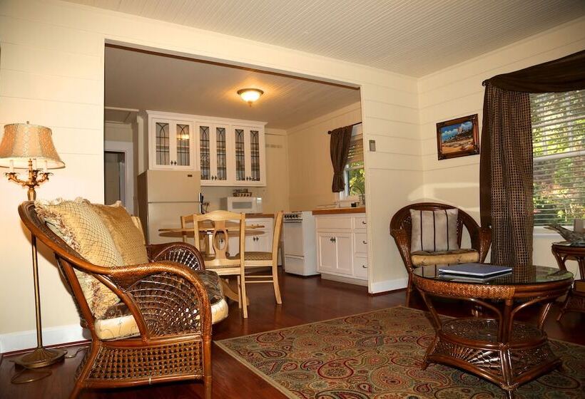 Дом 2 Спальни, Monarch Cove Inn