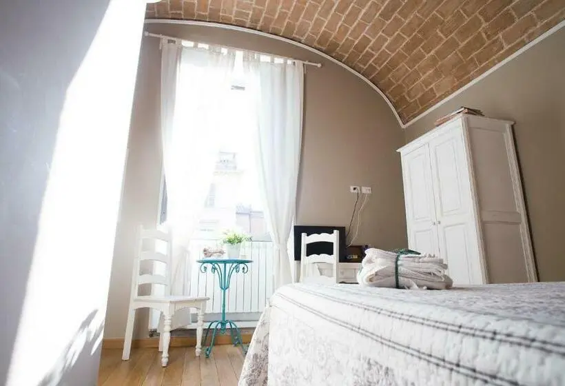 اتاق استاندارد, Le Erbe Guest House