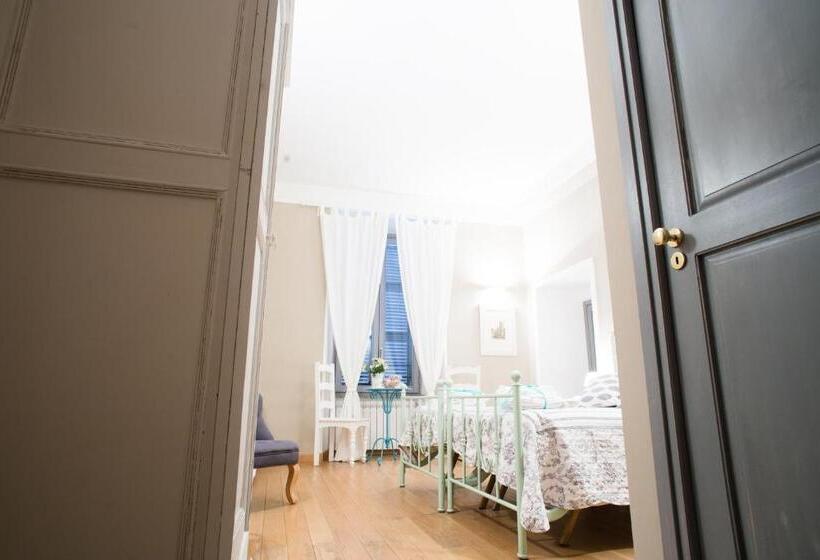 اتاق استاندارد, Le Erbe Guest House